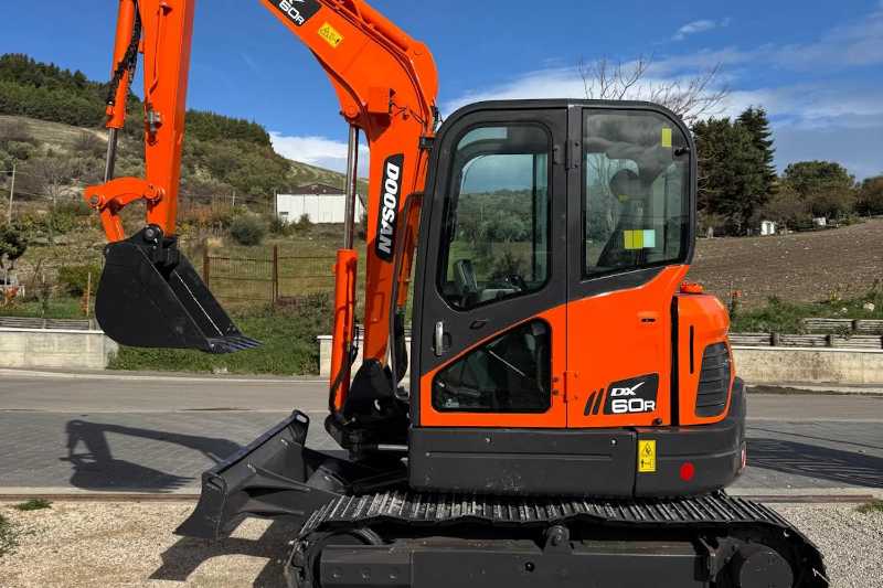 OmecoHub - Immagine DOOSAN DX60R